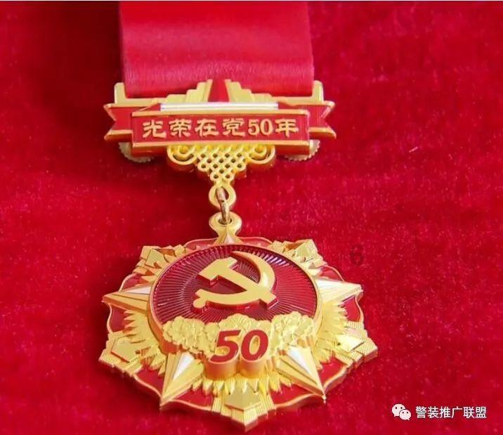 摊上这样的亲戚，他再有钱也头大啊！
