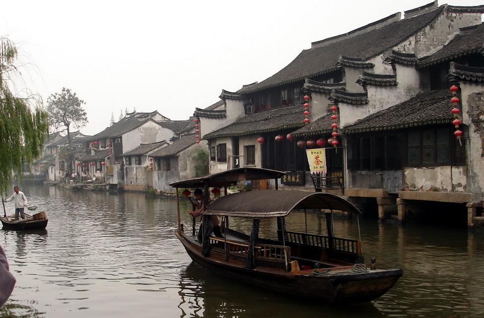 在技校交了一年的学费读了一半不读了不退下半年学费违法吗？游戏画面